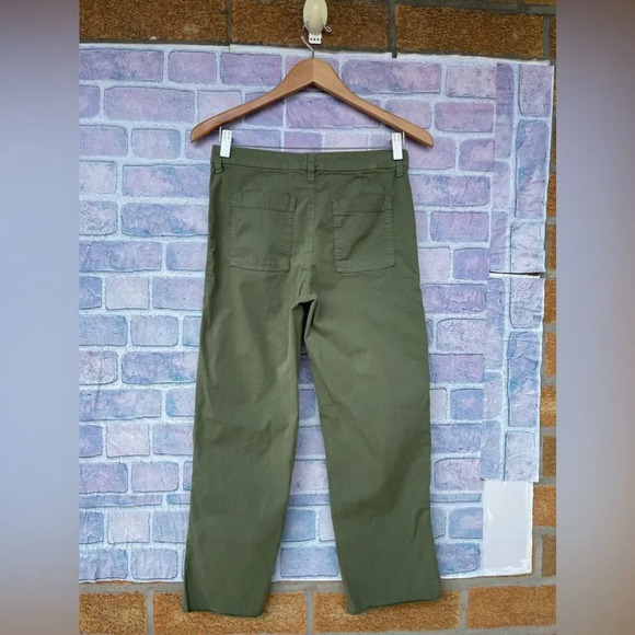 FRANK & EILEEN
BLACKSTONE UTILITY PANT IN ARMY GREEN 2 - Picture 8 of 14